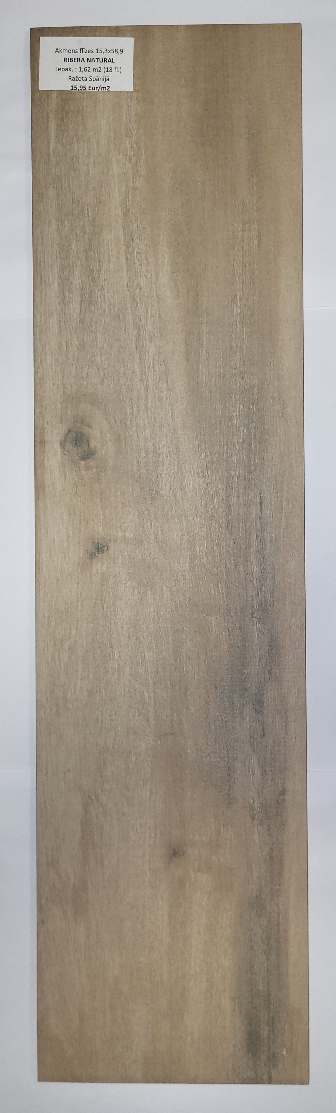 Ribera Natural , Noliktavā: 19 m2